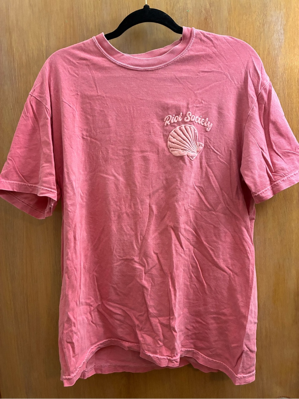 riot society Coral Pink Shell Tee